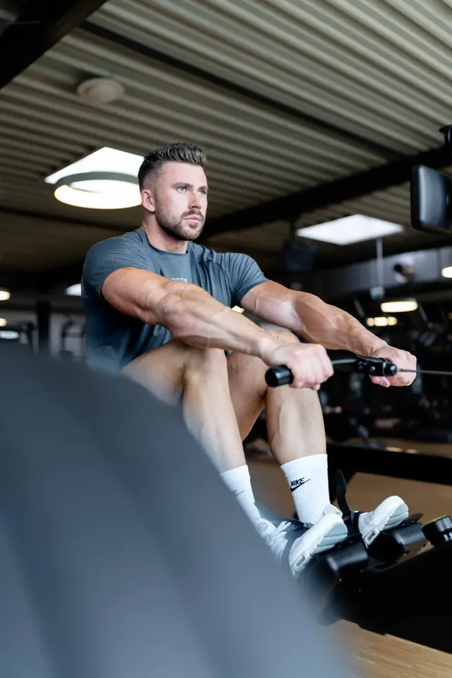 Rudertraining bei SkyFit